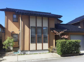 全国60,000件以上の<br class='visible-xs'>豊富な外壁・屋根リフォーム実績2